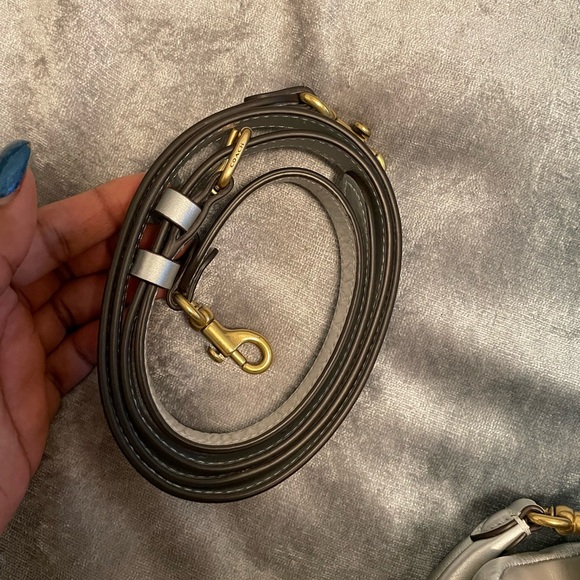 Coach Pillow Tabby - Picture 6 of 9